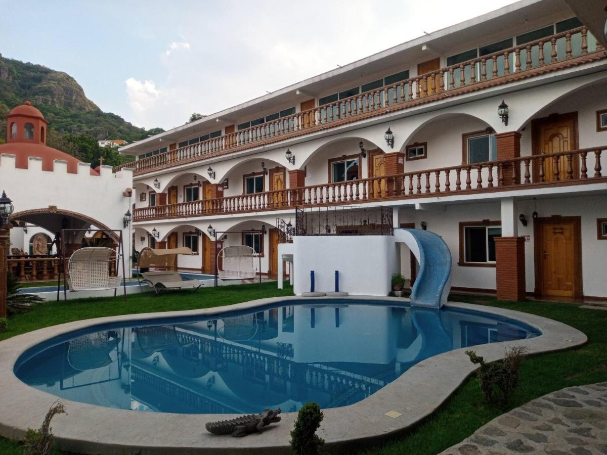 Hotel Leyenda Del Tepozteco Tepoztlan Bagian luar foto