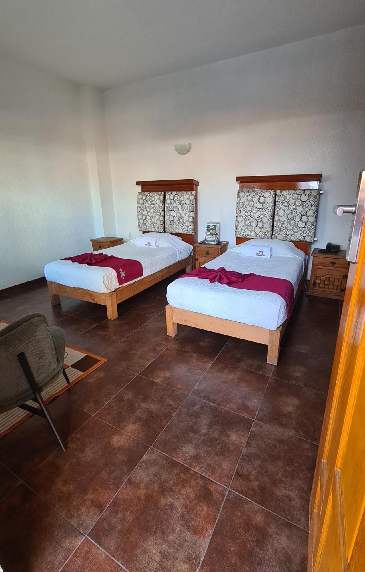 Hotel Leyenda Del Tepozteco Tepoztlan Bagian luar foto