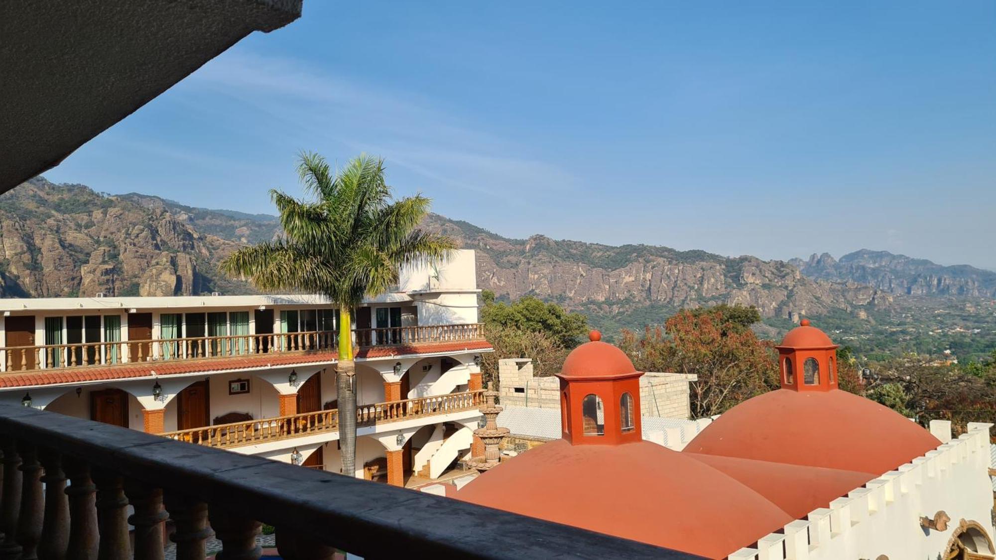 Hotel Leyenda Del Tepozteco Tepoztlan Bagian luar foto