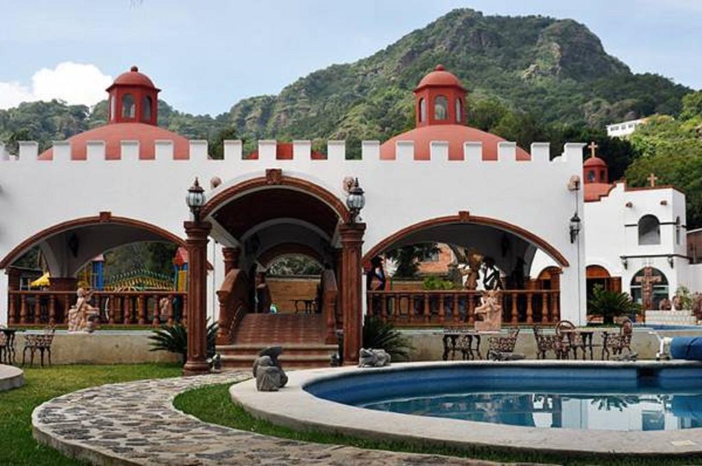 Hotel Leyenda Del Tepozteco Tepoztlan Bagian luar foto